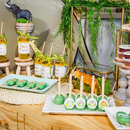 Plaza La - Night And