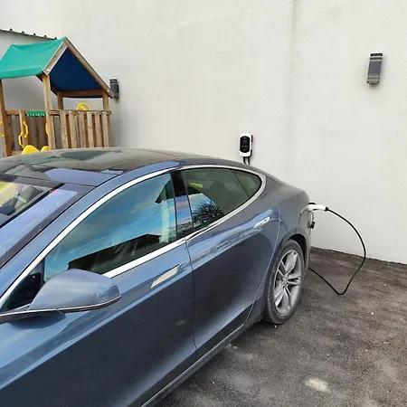 Plaza La - Night And